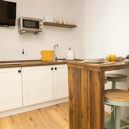 Apartamentos Gurugu Ribadeo Esterno foto