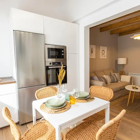 Apartamentos Gurugu Ribadeo Esterno foto