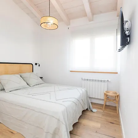 Apartamentos Gurugu Ribadeo Esterno foto